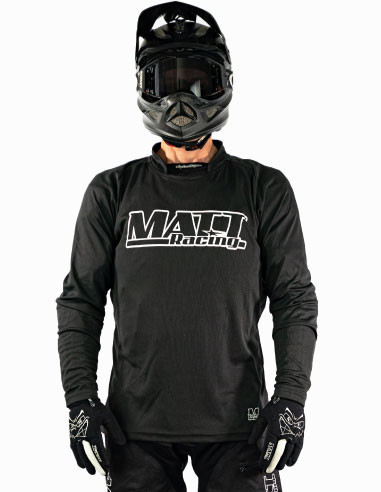 moto-ross country, enduro, mountain bike and downhill gear. Jersey, pants, gloves. Simple but effective. Quality at a low price.